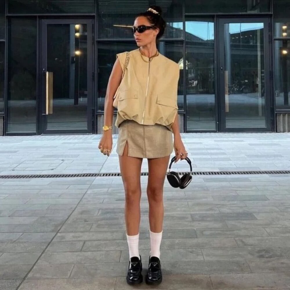 Zara 100% Cotton Gathered Hem Zip Up Vest | Blogger’s Fave
